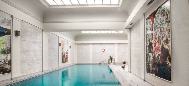 Der neue Pool in schönem Ambiente 