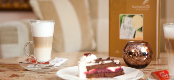 Leckere hausgenachte Kuchen im Café Imperial