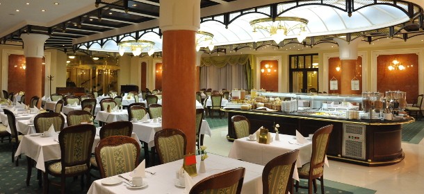 Hoteleigenes Restaurant "ROYAL" mit böhmischer und internationaler Küche